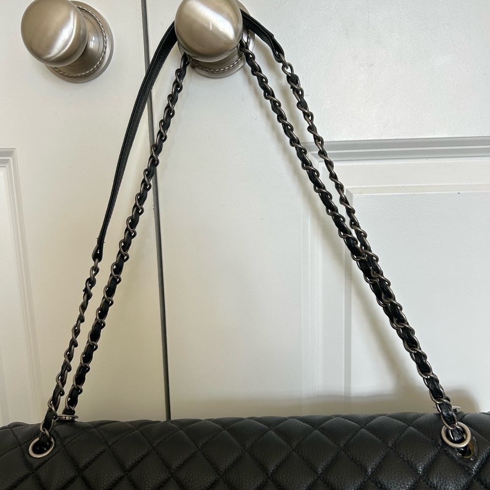 Black Quilted Shoulder Bag - Picture 2 of 6